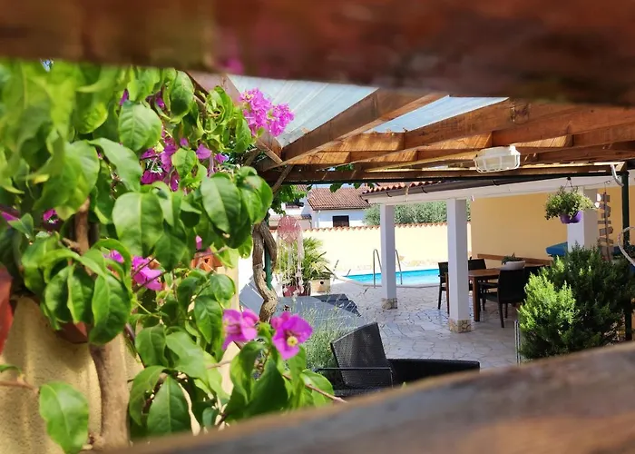 Holiday Home \